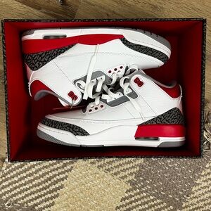 Jordan 3 - Fire Red (2022) - Men’s Size 9.5 BRAND NEW with BOX